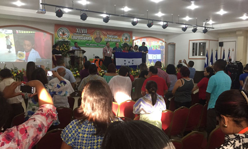 COLPROSUMAH defiende la educación pública en congreso pedagógico