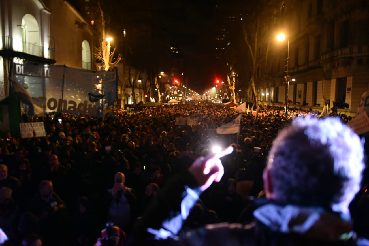 Más de medio millón de manifestantes en defensa de las universidades públicas argentinas