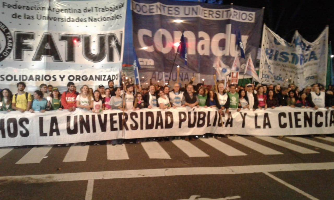 Argentina: Universidades Públicas marcharon contra el ajuste del gobierno y el FMI
