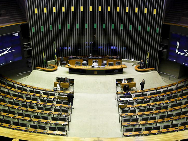 Brasil: la educación conquista importante victoria en el Senado 