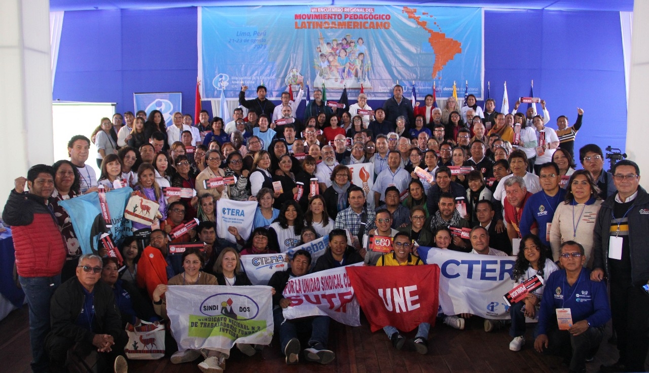 Educadores de América Latina en defensa del derecho soberano a la educación pública