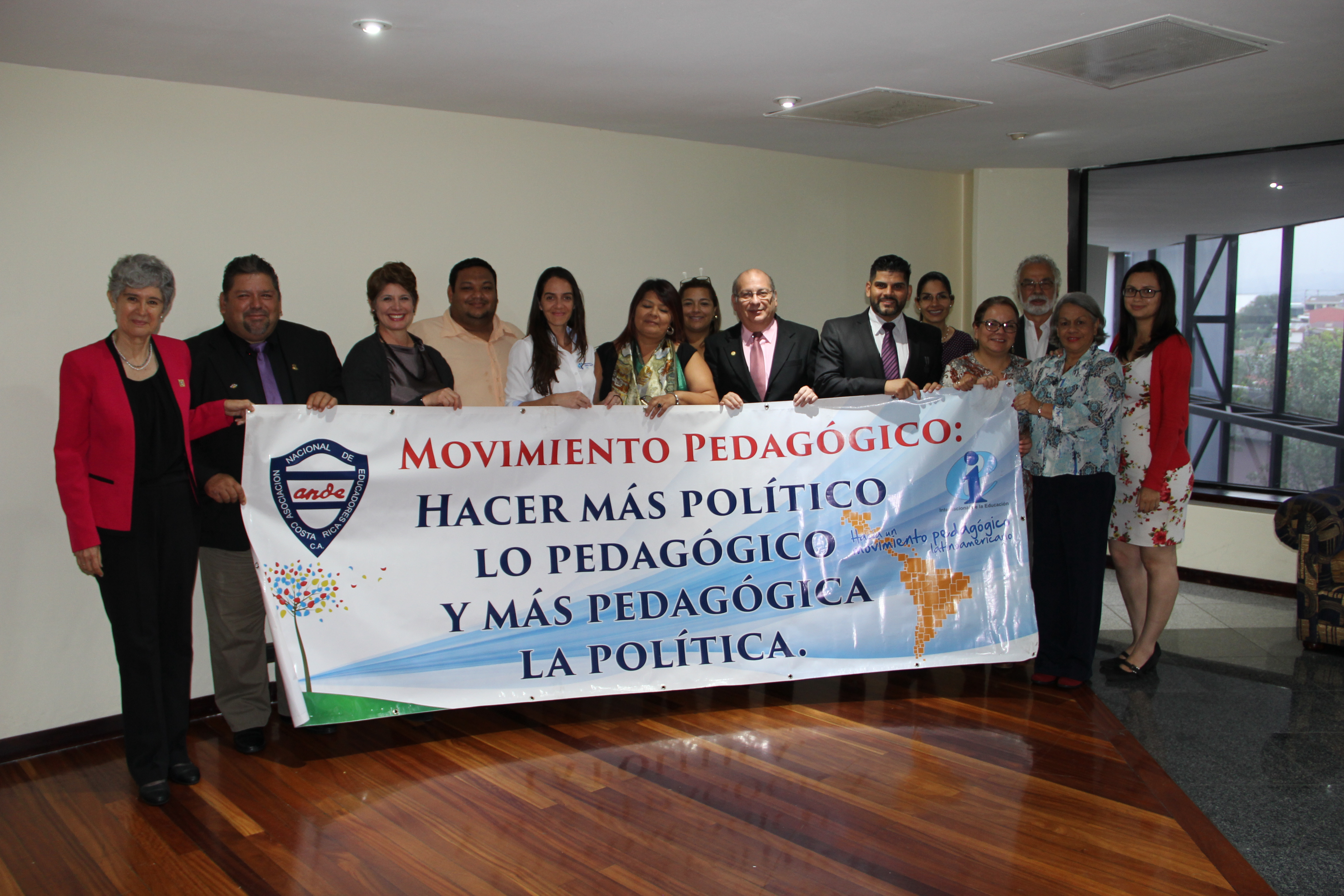 ANDE revisa su propuesta alternativa de política pública educativa