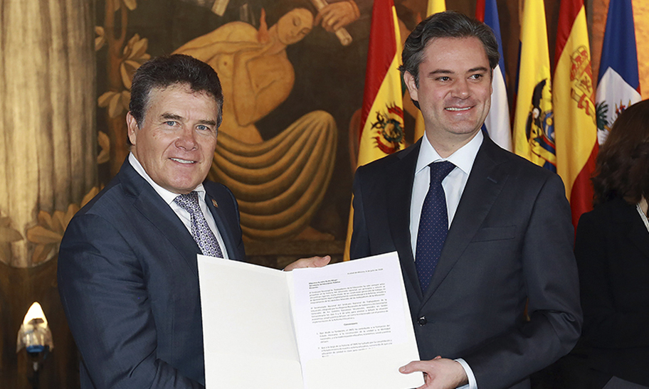 SNTE informa que se reunió con el SEP para mejorar la implementación de la reforma educativa