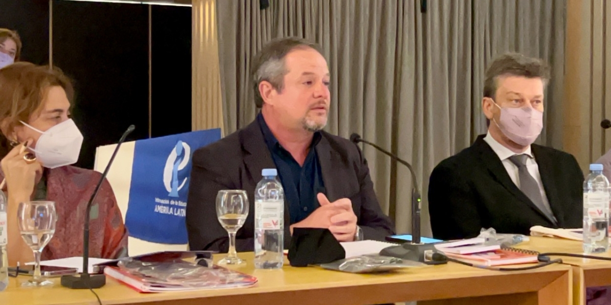 David Edwards, Secretario General IE