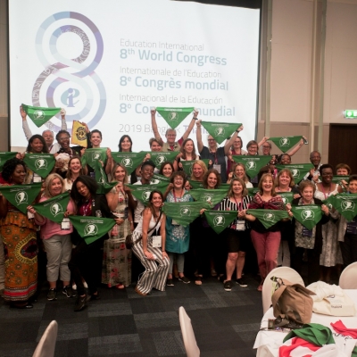 Caucus de mujeres, 8º Congreso de la IE